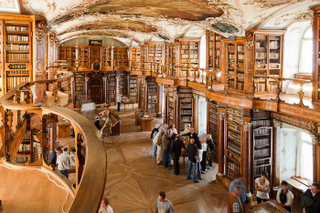 Illustration for article titled Lose Yourself In These Photos Of Europe's Most Magnificent Libraries